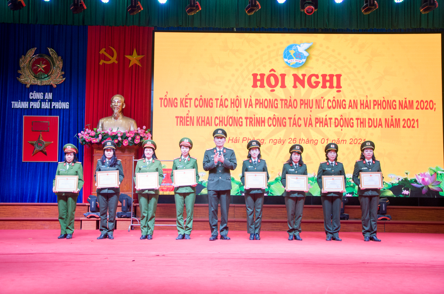 Hội phụ nữ CATP: Triển khai chương trình công tác và phát động thi đua năm 2021